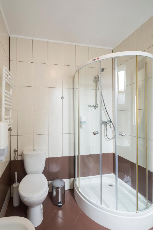 Noce I Dnie Hotel Postołowo Kültér fotó