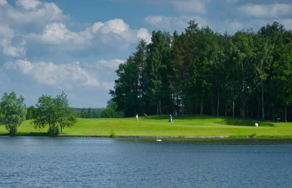 Noce I Dnie Hotel Postołowo Kültér fotó